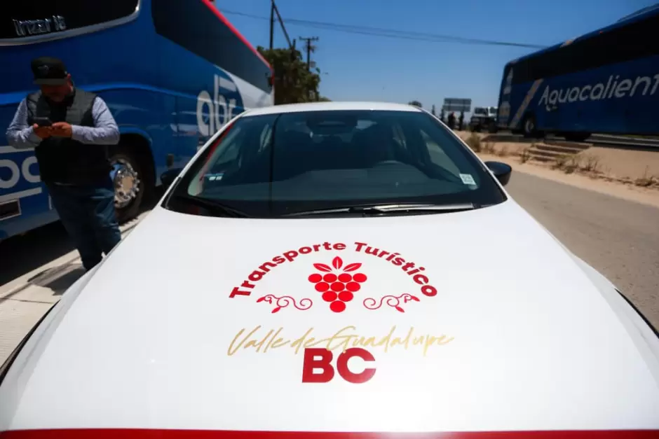 Inaugura gobernadora Marina del Pilar Central de Autobuses del Valle de Guadalupe