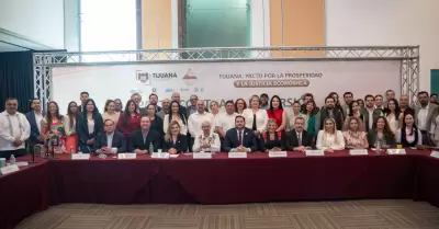 Arranca en Tijuana pacto nacional contra extorsi�n y sobrerregulaci�n