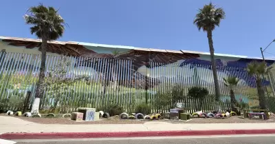 Activistas exigen restaurar jard�n binacional da�ado en playas de Tijuana