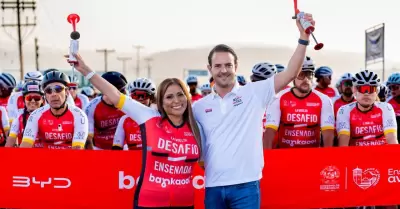 Arranque del Desaf�o Ensenada by La Vuelta
