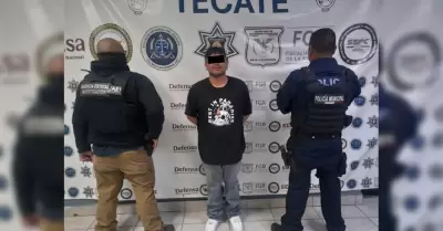 Detienen a conductor por presunto intento de soborno a polic�as en Tecate