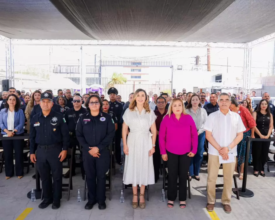 Gobernadora Marina del Pilar inaugura nuevo edificio del Escuadr�n Violeta en Mexicali