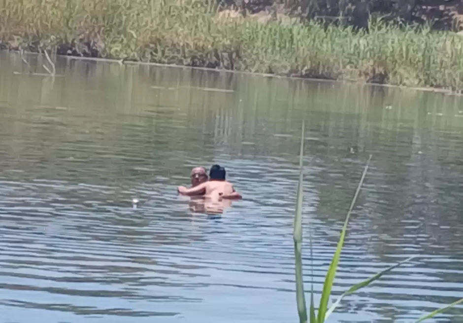 Muere hombre tras intentar rescatar a familia arrastrada por canal en el Valle de Mexicali