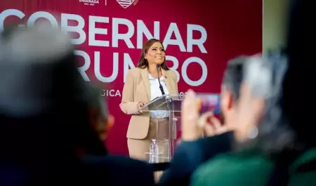Claudia Agat�n