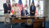 California refuerza protecci�n electoral ante amenazas de interferencia pol�tica