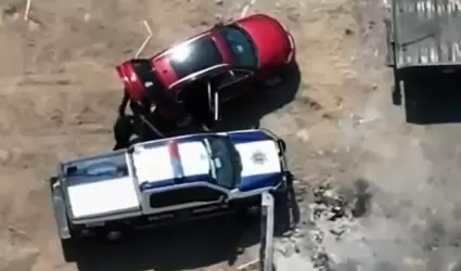 Polic�as grabados moviendo paquetes en veh�culos no cometieron il�cito; fue un a