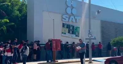 D�ficit p�blico al alza compromete estabilidad econ�mica
