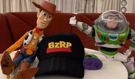 �Bizarrap llega a Toy Story 5 de Disney y Pixar!
