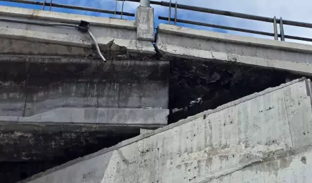 Trabajos de rehabilitaci�n en puente El Chaparral
