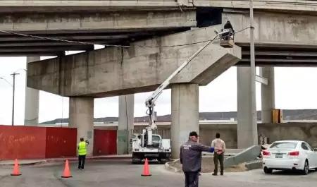 Trabajos de rehabilitaci�n en puente El Chaparral