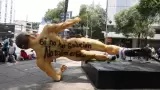 Maestros de la CNTE derribaron y vandalizaron algunas esculturas instaladas con 