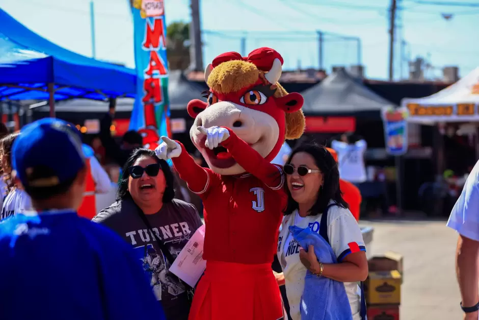 La marea azul llegó a Toros Mobil Park