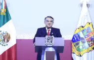 Am�rico Villarreal exhibe visa y niega restricciones para ingresar a Estados Unidos