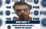 Obtiene FGE prisi�n preventiva para acusado de robo violento a comercio