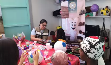 Llevan servicios de salud a migrantes refugiados en la COMAR en Tijuana