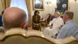 Papa Le�n XIV se re�ne con v�ctimas de abusos sexuales en la Iglesia
