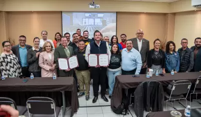 Firma Burgue�o convenio con sindicato de radiodifusi�n, televisi�n y telecomunic