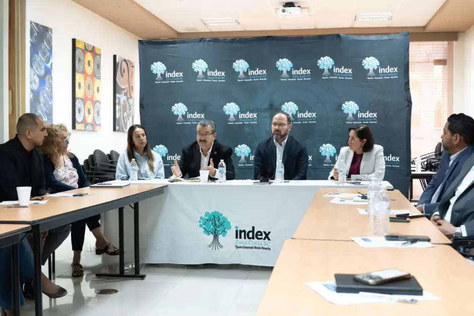 Reunión de trabajo sostenida con representantes del Proyecto Cumple