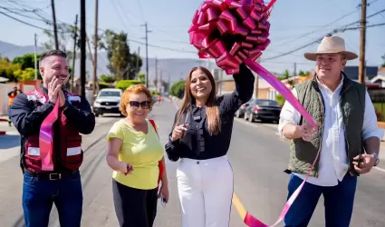 Claudia Agat�n inaugura pavimentaci�n de m�s 3 mil m2 en avenida P�pila