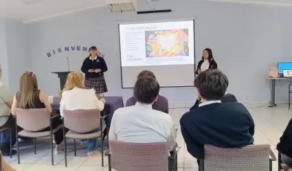 Alumnos de prepa dan uso eficiente a tecnolog�a y crean aplicaciones con IA