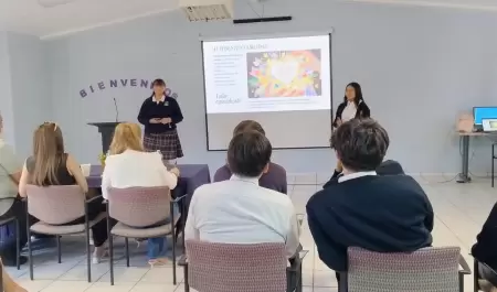 Alumnos de prepa dan uso eficiente a tecnolog�a y crean aplicaciones con IA