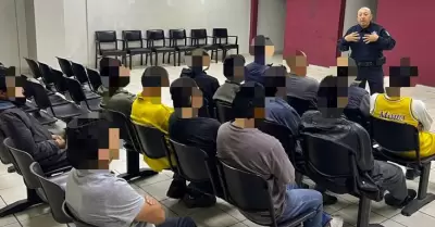 Programas de rehabilitaci�n y reinserci�n social para personas infractoras en Ti