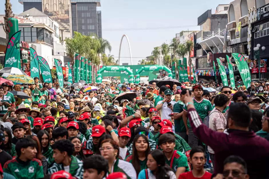 Encabeza Ismael Burgueño Ruiz inauguración del 'Baja Fut Fest'