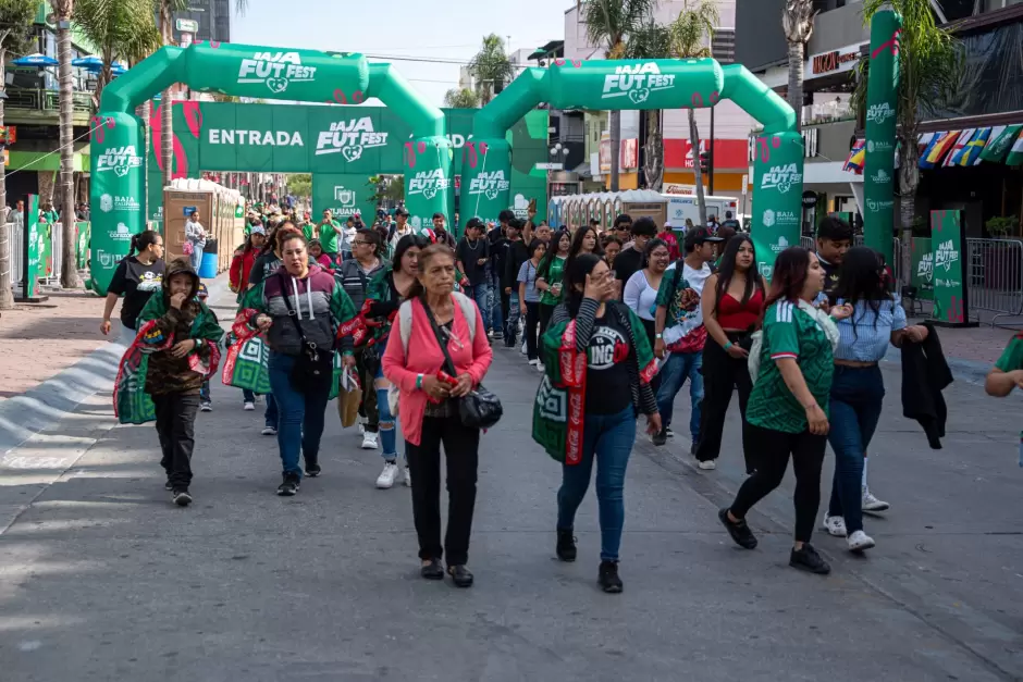 Encabeza Ismael Burgueño Ruiz inauguración del 'Baja Fut Fest'
