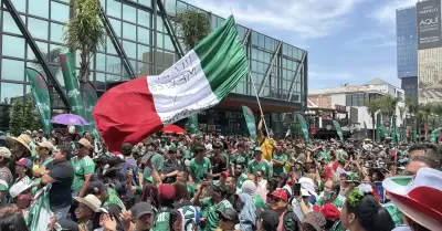Tijuana celebra el triunfo de M�xico en el arranque del torneo