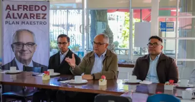 Alfredo �lvarez y j�venes abogados plantean modernizaci�n del sistema judicial