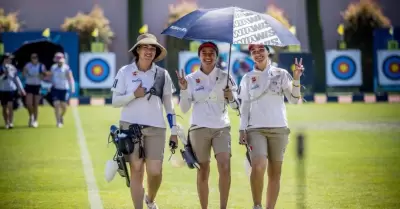 Alejandra Valencia, Ana V�zquez y �ngela Ruiz