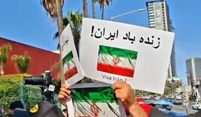 "�Ir�n, hermano, ya eres mexicano!": selecci�n iran� convive con aficionados en 