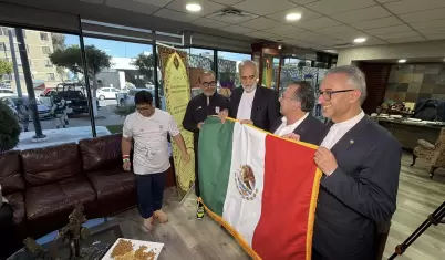 Ir�n celebra acuerdo de paz con Estados Unidos y conf�a en superar obst�culos du