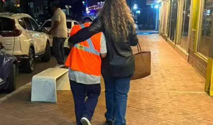 Localiza Polic�a Tur�stica a persona extraviada y la re�ne con su familia