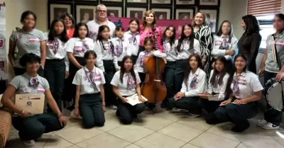 Reconoce DIF BC a la ni�ez y adolescencia de los albergues temporales de Mexical
