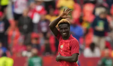 Kojo Peprah Oppong, jugador de Ghana.