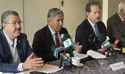 Atraen a m�s de dos mil aspirantes a polic�as en Baja California tras duplicar b