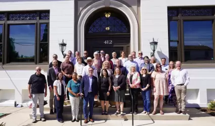 California impulsa centro de innovaci�n empresarial rural en Yreka con inversi�n