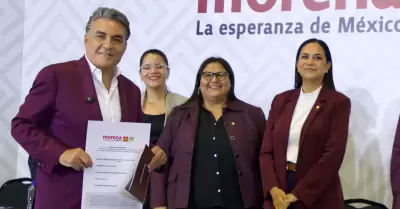 Ruiz Uribe formaliza su registro como aspirante a la Coordinaci�n de la Defensa 