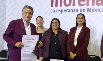 Ruiz Uribe formaliza su registro como aspirante a la Coordinaci�n de la Defensa 