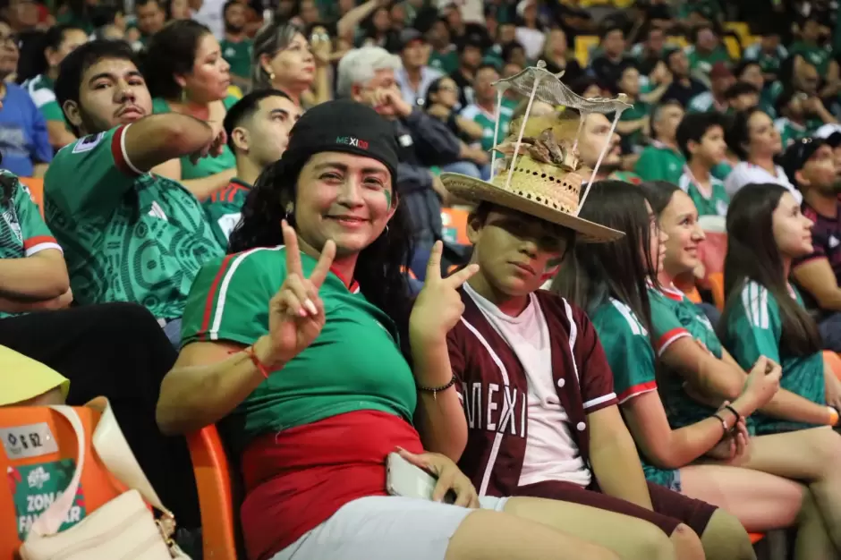 Baja California celebra triunfo de M�xico ante Chequia en el Baja Fut Fest