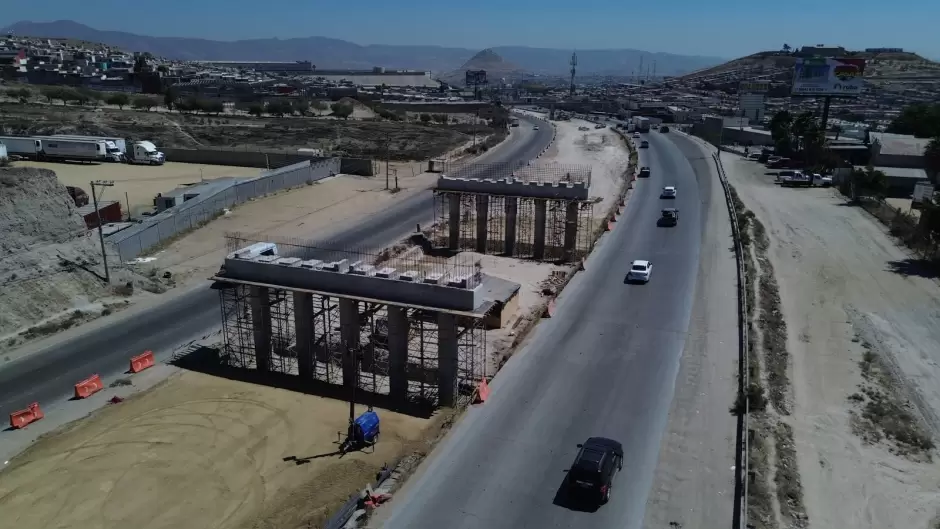 Sidurt informa funcionamiento de retornos en obra de carriles confinados del Corredor 2000
