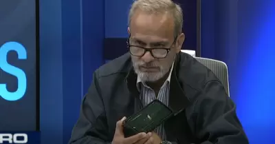 Israel Vallarta confronta a Ciro G�mez Leyva