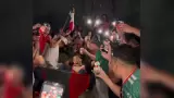 Aparatosa ca�da en carrito de supermercado durante festejos por triunfo de M�xic