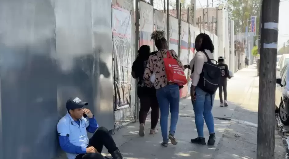 Obstáculos como falta de documentos frenan integración de refugiados en Tijuana