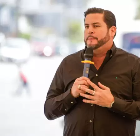 Desde Playas de Rosarito, Ismael Burgue�o llama a defender la soberan�a nacional