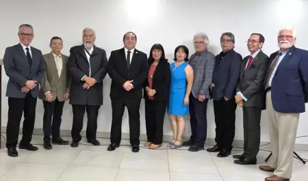 Jos� Od�n Zavala asume la presidencia del Colegio M�dico de Tijuana