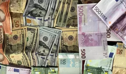 Billetes internacionales variados