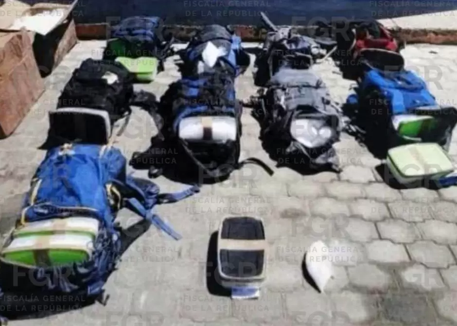 Cuatro hombres son vinculados a proceso por transportar casi una tonelada de metanfetamina en Tecate