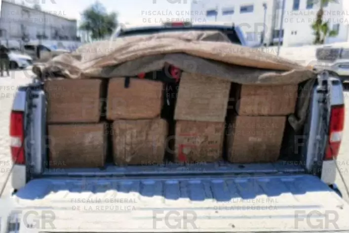 Cuatro hombres son vinculados a proceso por transportar casi una tonelada de metanfetamina en Tecate